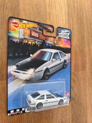Hot Wheels Toyota AE86 Sprinter Trueno Boulevard