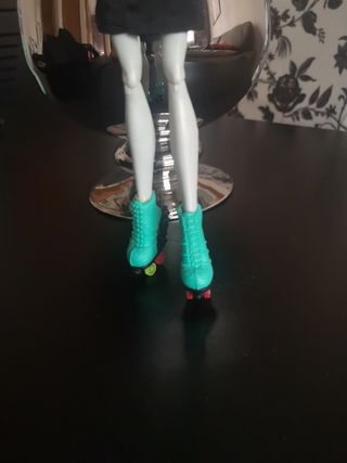 Monster High Lagoona Blue 