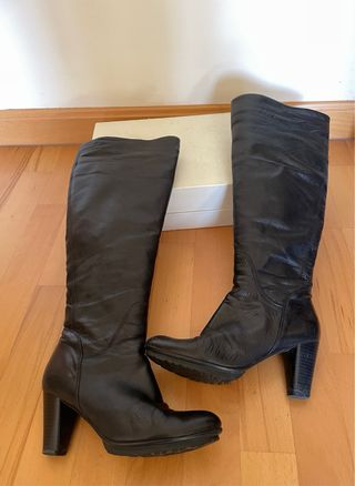 Botas altas de piel 