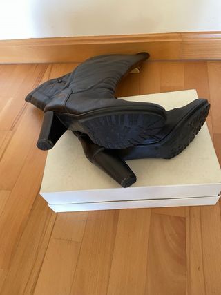 Botas altas de piel 