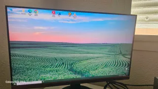 PC Sobremesa Negro y Plata