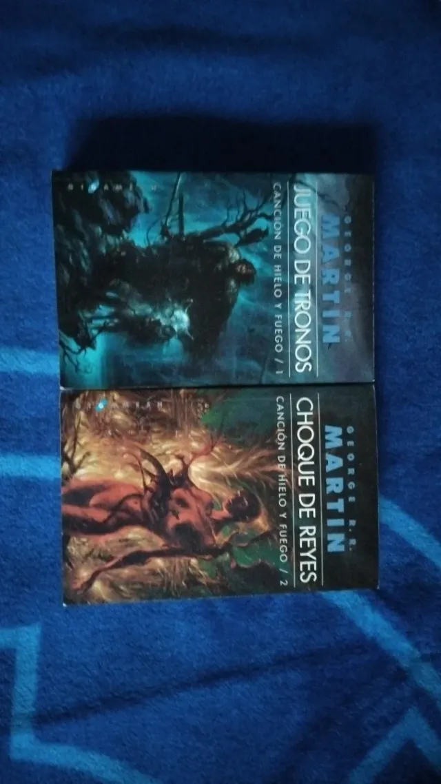 Canción de hielo y fuego: Juego de tronos 1 y 2