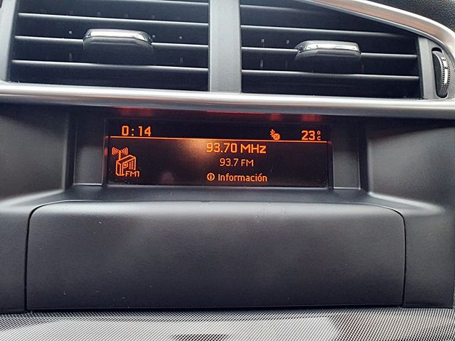 Citroen C4, Climatizador, sensores, bluetooth