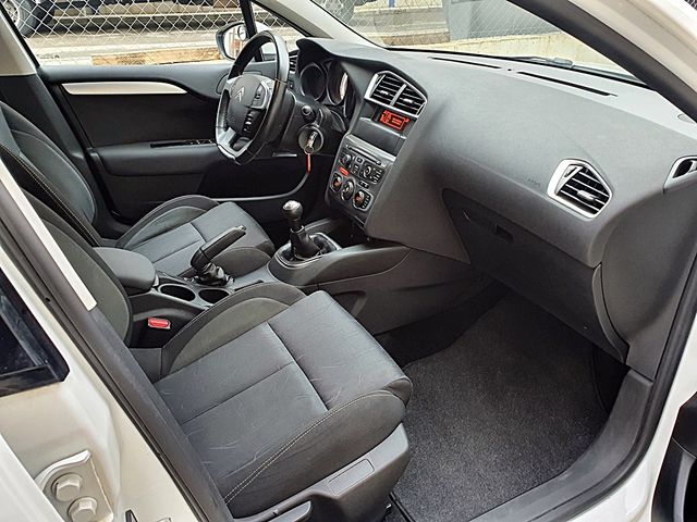Citroen C4, Climatizador, sensores, bluetooth