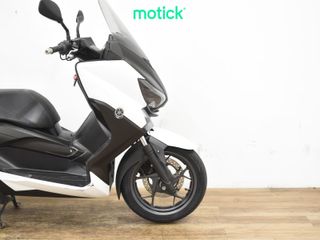 YAMAHA XMAX 125