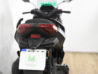 YAMAHA XMAX 125