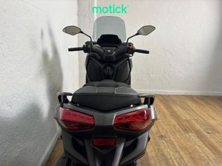YAMAHA XMAX 125