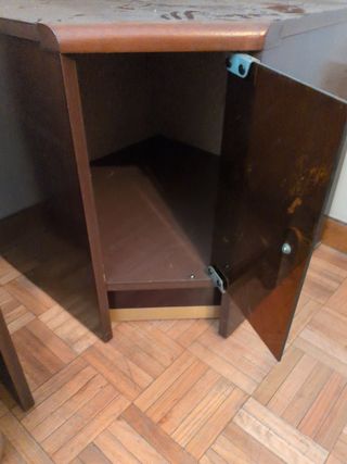 Mueble esquinero madera y cristal