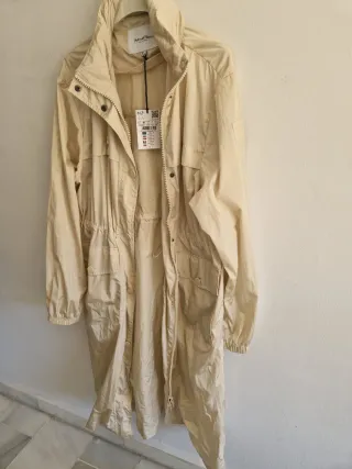 Gabardina Pedro del Hierro Beige