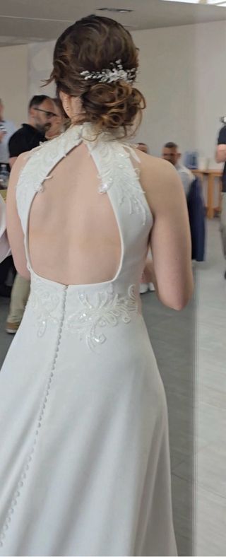 Vestido de Novia Blanco en Crepe.