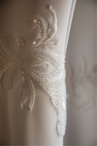 Vestido de Novia Blanco en Crepe.