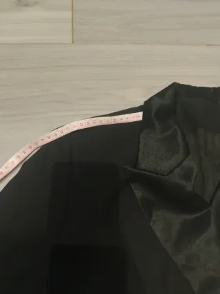 Americana negra corta