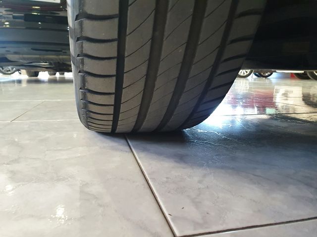 Volkswagen Golf, R line, XENON, 6 velocidades