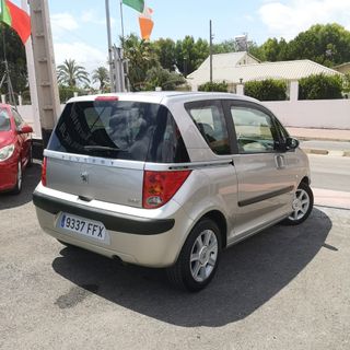 Peugeot 1007 1.4VTI AUTOMÁTICO Gasolina