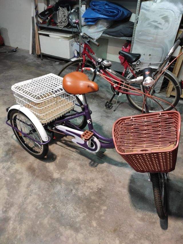 Lotto 3 biciclette e 1 triciclo.