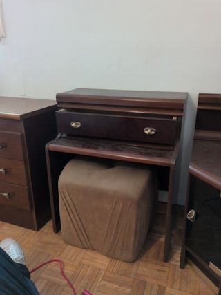 Mueble tocador madera con taburete