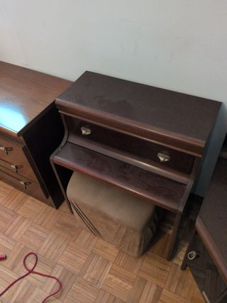 Mueble tocador madera con taburete