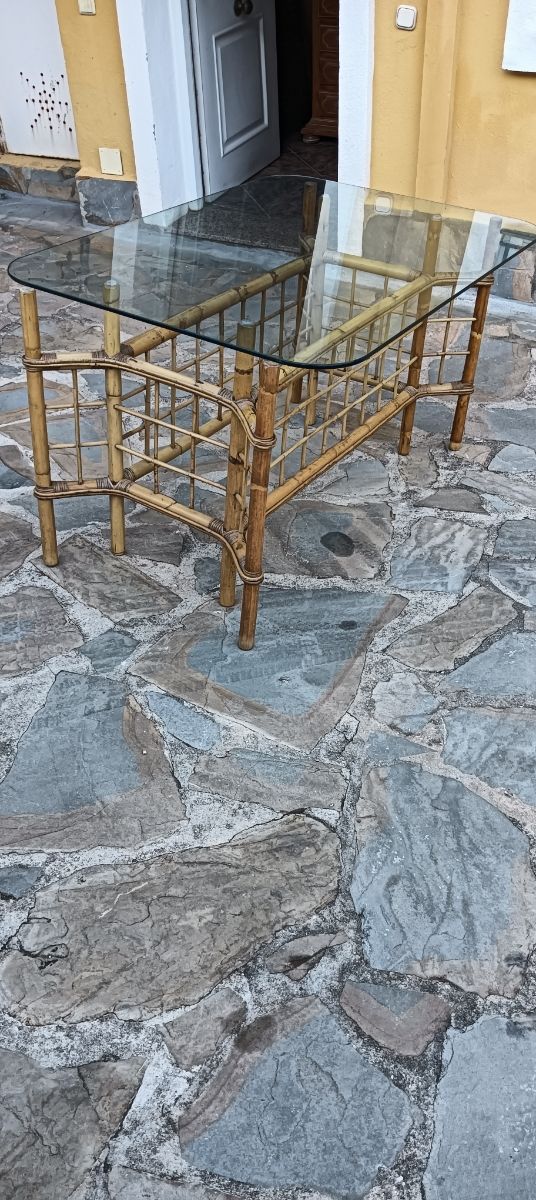 Mesa Bambú y Ratan con Cristal 1'26x70