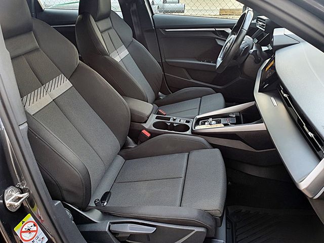 Audi A3, S line, CARPLAY, automatico, navegador