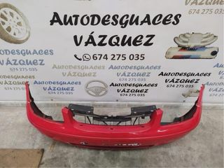 Defensa delantera Roja VW. Polo 2000