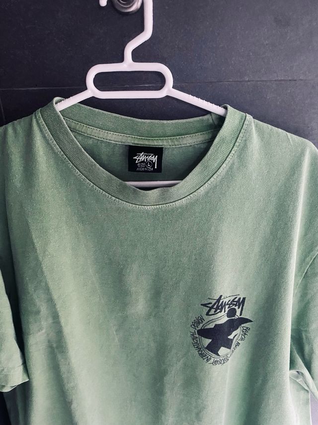 Camiseta Stussy verde