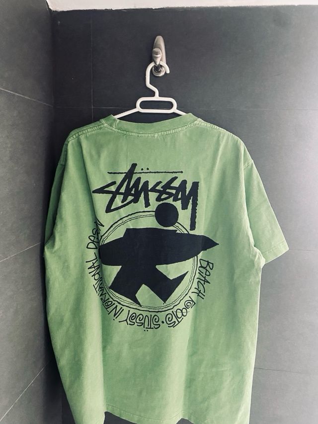 Camiseta Stussy verde