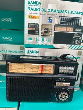 Radio Portátil Solar Bluetooth FM/AM/SW