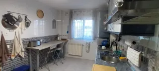 Adosado 188m2, patio ajardinad Alovera-Guadalajara