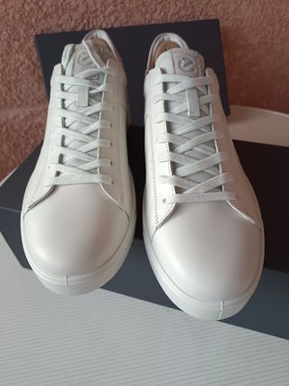 Zapatos Ecco Talla 43 Nuevos , Original