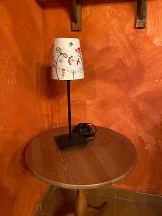 Lámpara Decorativa para mesa/mesilla.