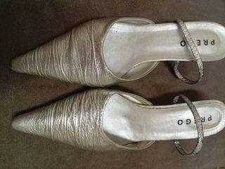 Zapatos plateados Prego