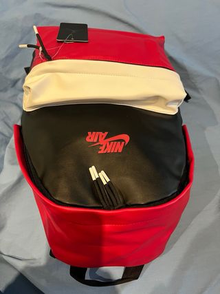 Mochila Nike Air Jordan Roja Negra nueva 