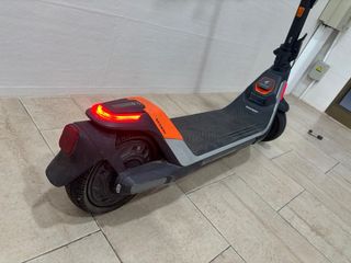 Patinete Eléctrico Ninebot Segway P65E