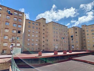 Piso en venta en Pumarín en Gijón