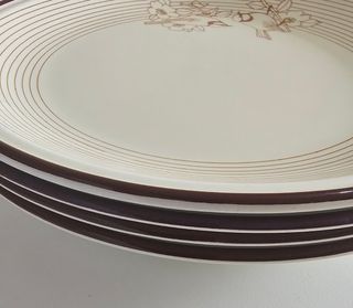 piatti Pavesi Gli amici del Mattino in porcellana