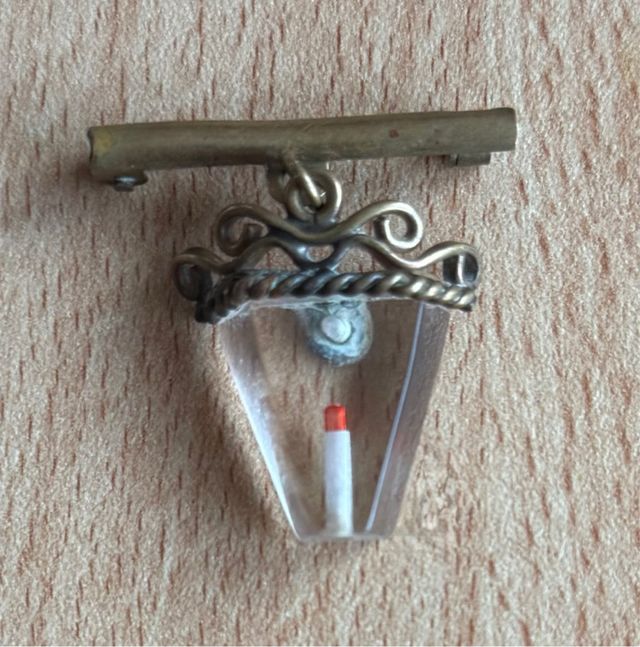 Broche antiguo estilo farolillo