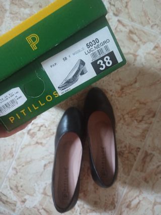 Zapatos Pitillos Negros Talla 38 Nuevos