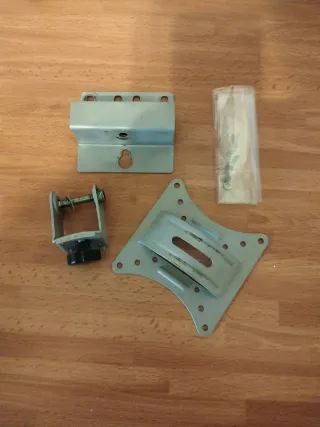 Soporte de Monitor Metálico para pared 