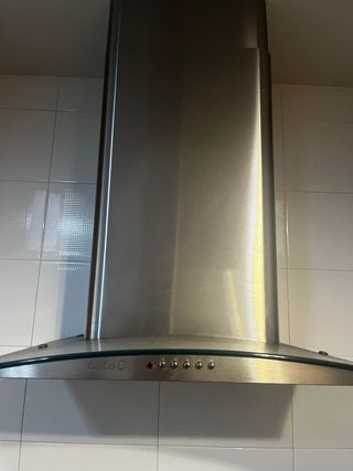 Campana extractora Cata