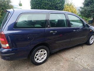 Ford Focus 2000