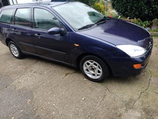 Ford Focus 2000