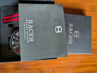 Reloj Racer Negro y Rojo