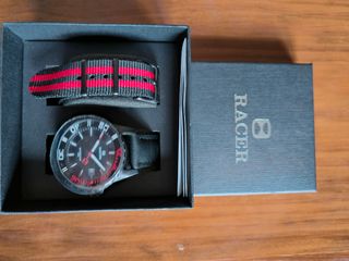 Reloj Racer Negro y Rojo