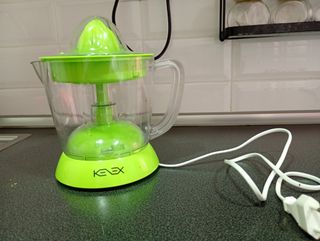 Exprimidor eléctrico Kenex