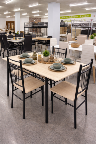 tavolo e 4 sedie per bar/ristoranti