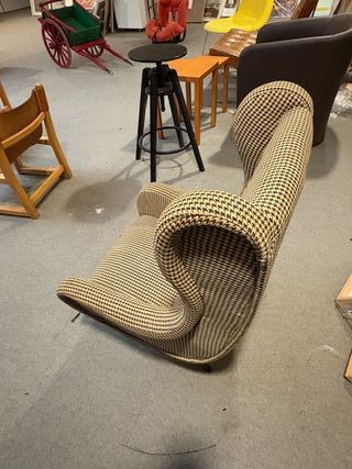 Sillón a escala.  de Martinez Medina