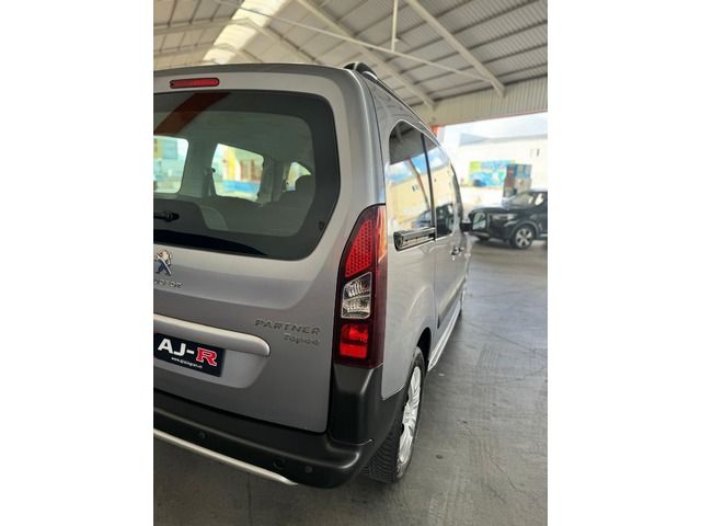 Peugeot Partner Tepee Combi 1.6 BlueHDi Outdoor 73 kW (100 CV)
