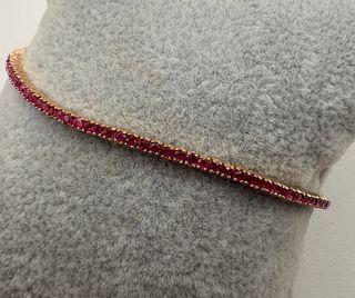 Pulsera de oro rosa de 18 kt con rubies