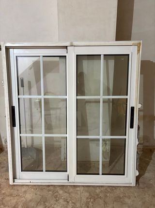 Ventana corredera aluminio blanca