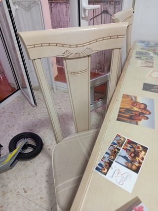 Mesa salón comedor + cristal grueso + 6 Sillas
